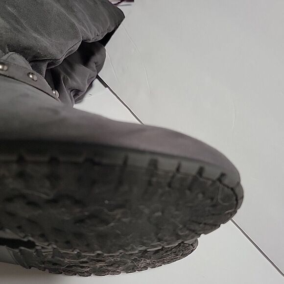 SO Rebecca Grey Women tall Trey suede boots Sz 11 partial zip up - Picture 8 of 8